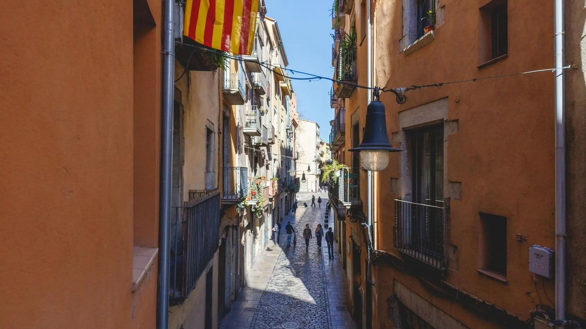 Bravissimo Calderers El Llop, With River Views Gerona Appartement